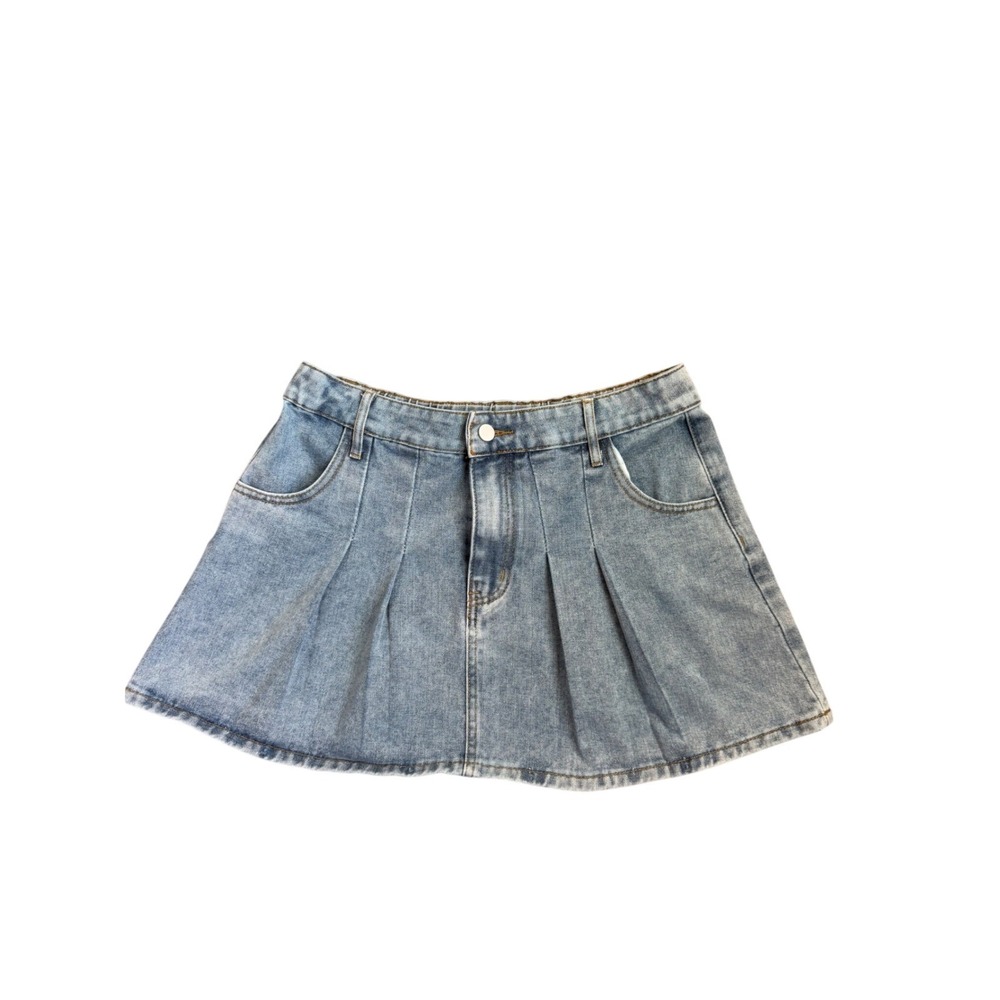 Charlotte Russe Denim Mini Skirt Womens L Blue Pleated Skater High Rise